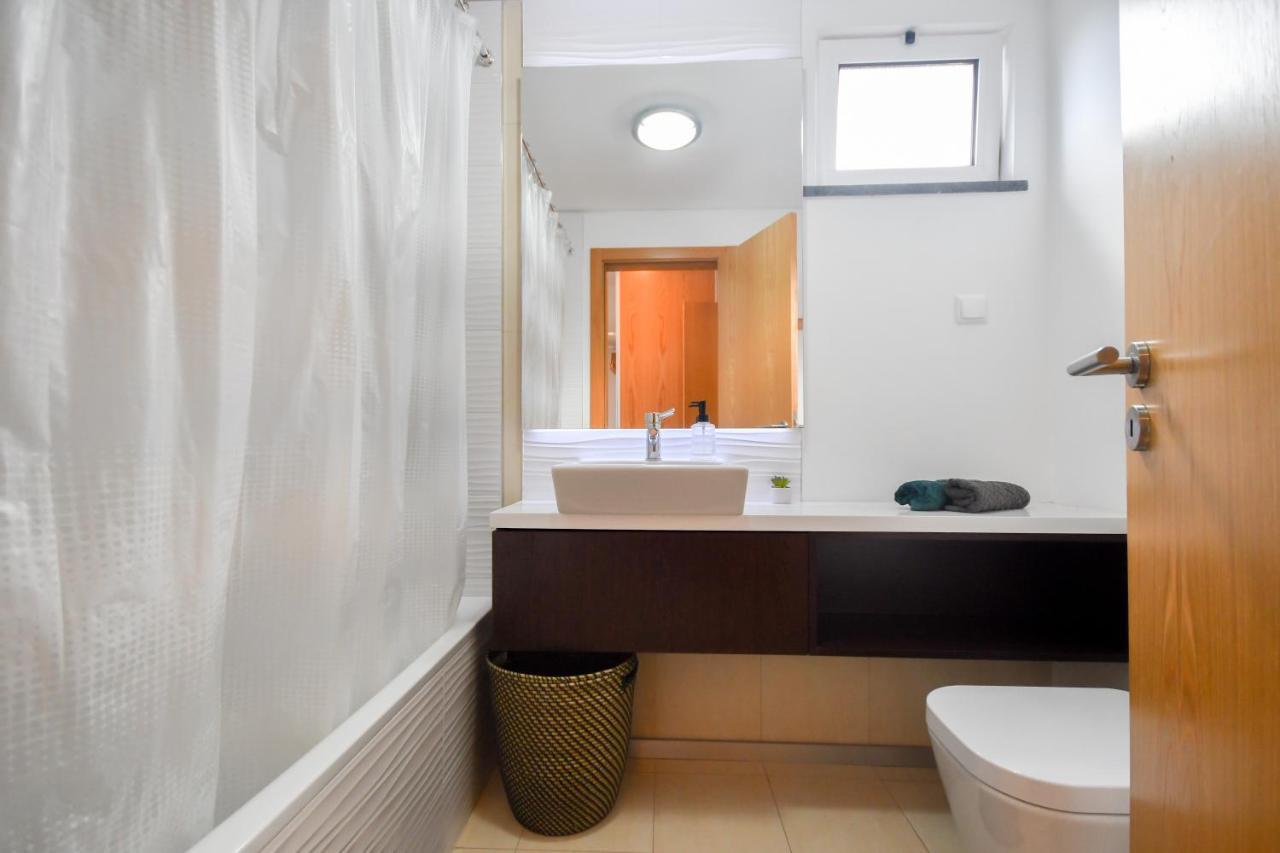 Spacious 3 Bedroom By The Beach カニコ エクステリア 写真