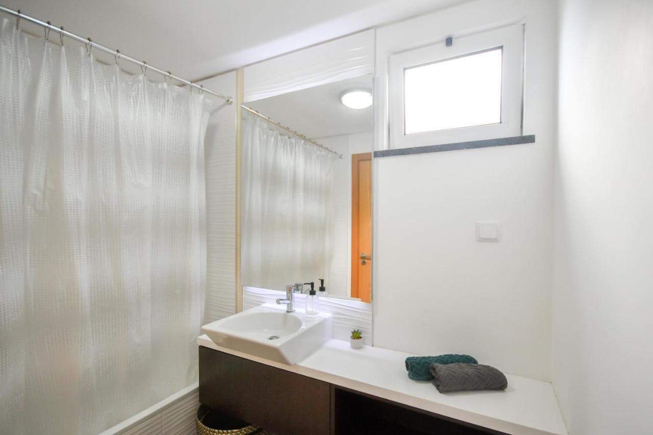 Spacious 3 Bedroom By The Beach カニコ エクステリア 写真